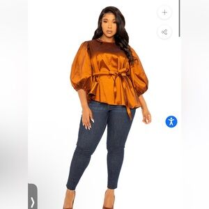 Voluminous Top with Waist Tie